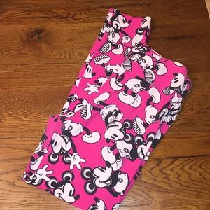 🌷LuLaRoe OS Disney collection leggings🌷
